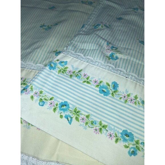 2 Vintage Cannon Monticello Floral Pillowcases Standard Blue  Green Stripes Lace - Picture 2 of 8